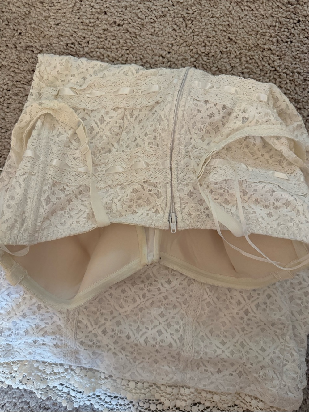 Guess | White Lace Mini Dress - Picture 5 of 6